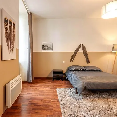 Lejlighed Spacieux - Centre Ville - Wifi - *